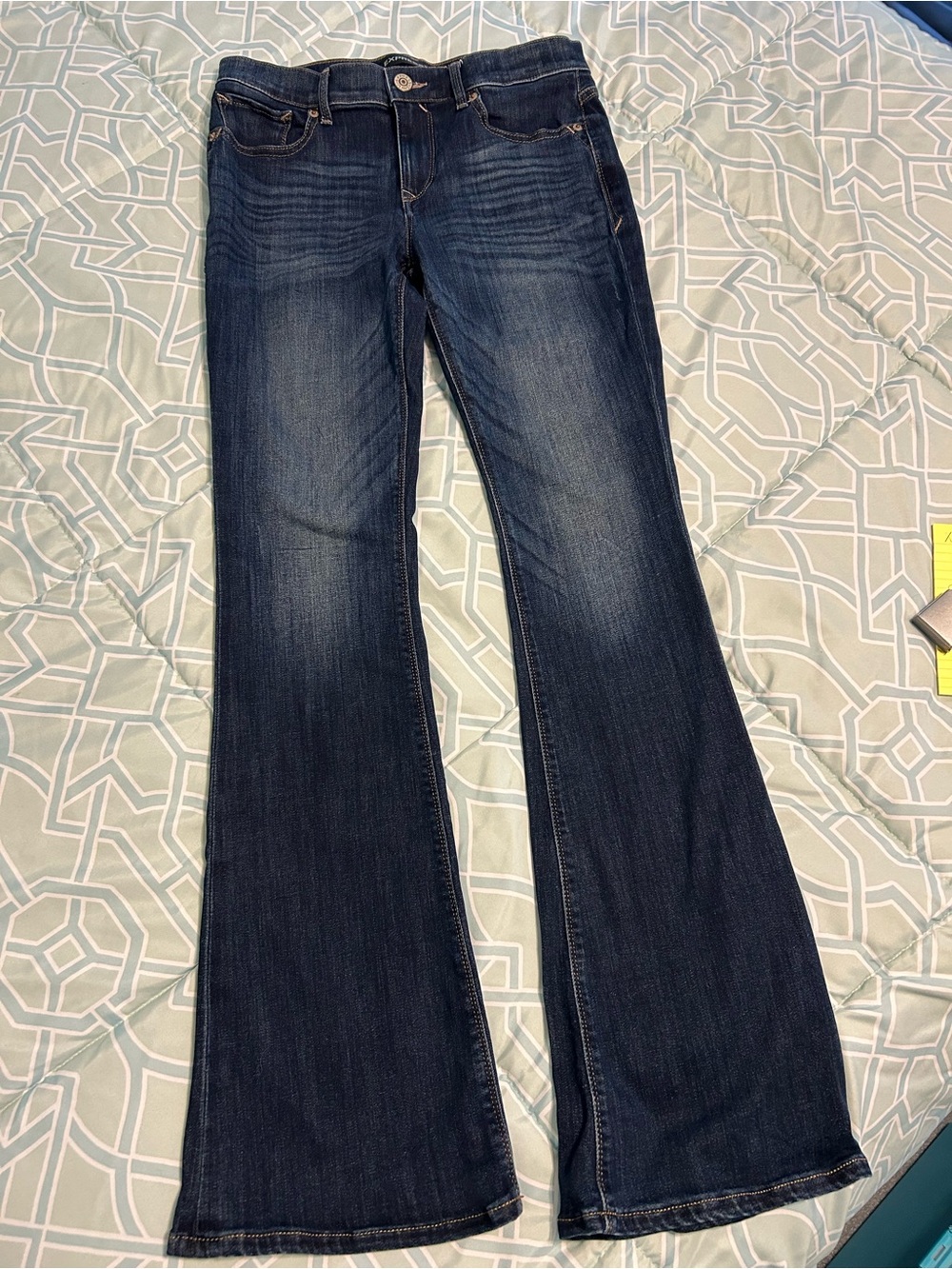 Express Slim Flare Mia Mid-Rise Jeans